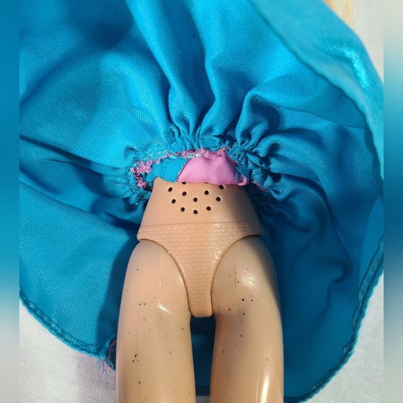 Barbie Island Princess Rosella Singing Doll - Picture 7 of 7